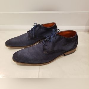 Bugatti Shoe in Blue Suede size 45